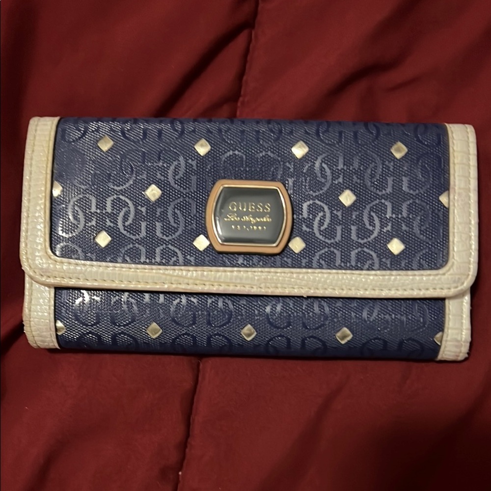 GUESS Navy and Cream Patterned Wallet